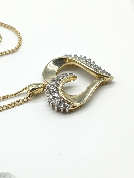 14k Yellow Gold Diamond Cluster Open Heart Pendant Necklace - Picture 5 of 13